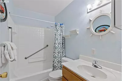 145 NW Inlet Ave #126, Lincoln City, OR 97367 - Photo 11