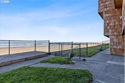 145 NW Inlet Ave #126, Lincoln City, OR 97367 - Photo 17