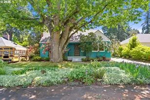 10030 NE Skidmore St, Portland, OR 97220 - Photo 3