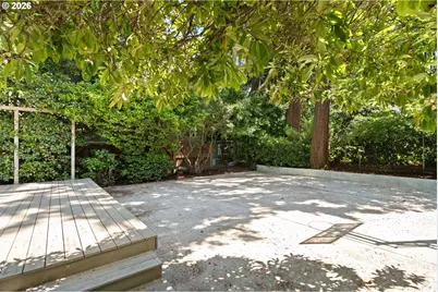 10030 NE Skidmore St, Portland, OR 97220 - Photo 43