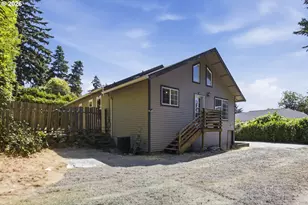 14827 SE River Rd, Milwaukie, OR 97267 - Photo 29