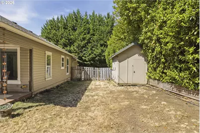 14827 SE River Rd, Milwaukie, OR 97267 - Photo 3