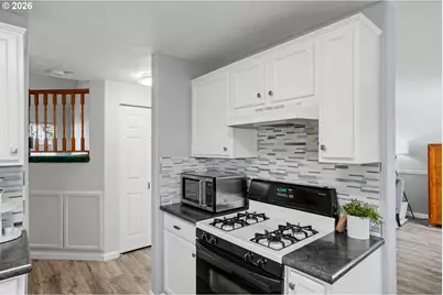 2835 Bridlewood Loop, Albany, OR 97322 - Photo 11