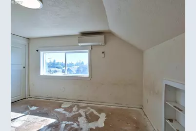329 SW Main St, Willamina, OR 97396 - Photo 45
