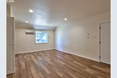 329 SW Main St, Willamina, OR 97396 - Photo 35