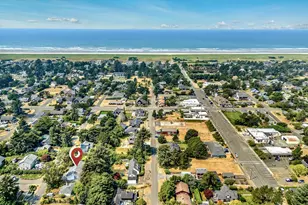 712 B St, Gearhart, OR 97138 - Photo 5