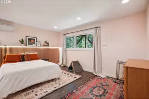 4594 SW Caldew St, Portland, OR 97219 - Photo 17