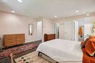 4594 SW Caldew St, Portland, OR 97219 - Photo 19