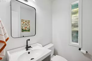 4594 SW Caldew St, Portland, OR 97219 - Photo 13