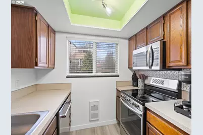 10217 SW Trapper Ter, Beaverton, OR 97008 - Photo 5