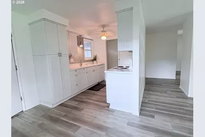 12719 NE 8th Pl, Vancouver, WA 98684 - Photo 9