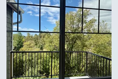 595 NW Lost Springs Ter #402, Portland, OR 97229 - Photo 27