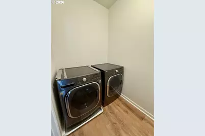 595 NW Lost Springs Ter #402, Portland, OR 97229 - Photo 7