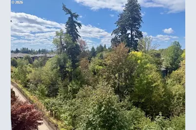 595 NW Lost Springs Ter #402, Portland, OR 97229 - Photo 19