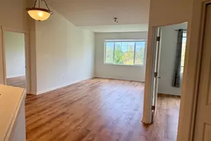 595 NW Lost Springs Terrace, Portland, OR 97229 - Photo 3