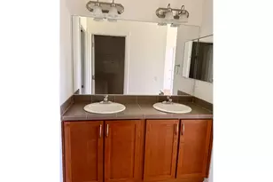 595 NW Lost Springs Terrace, Portland, OR 97229 - Photo 9