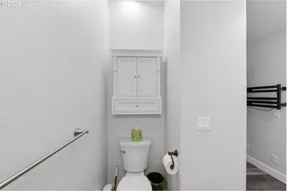 925 E 3rd St, Coquille, OR 97423 - Photo 35