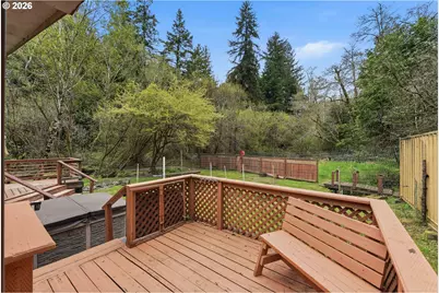 925 E 3rd St, Coquille, OR 97423 - Photo 11