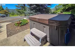 2233 Linnell Ave, Roseburg, OR 97471 - Photo 35