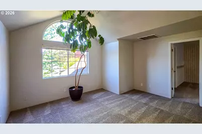 2233 Linnell Ave, Roseburg, OR 97471 - Photo 13