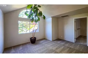 2233 Linnell Ave, Roseburg, OR 97471 - Photo 13
