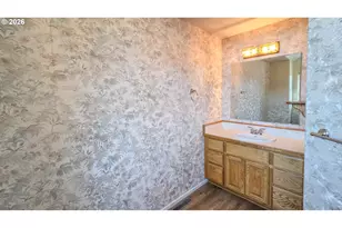 2233 Linnell Ave, Roseburg, OR 97471 - Photo 21