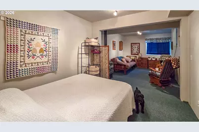 2233 Linnell Ave, Roseburg, OR 97471 - Photo 25