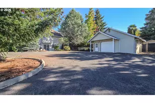 2233 Linnell Ave, Roseburg, OR 97471 - Photo 31