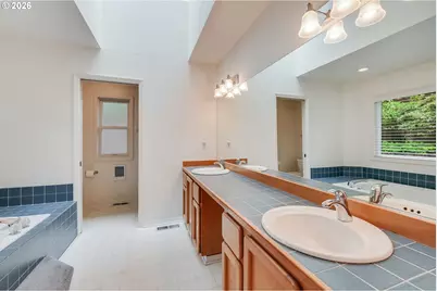 6842 SW Alden St, Portland, OR 97223 - Photo 13