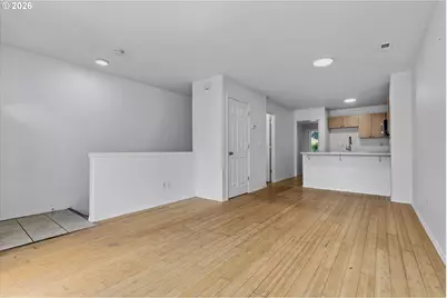 14131 SE Woodward St, Portland, OR 97236 - Photo 3