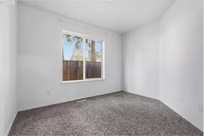 14131 SE Woodward St, Portland, OR 97236 - Photo 13