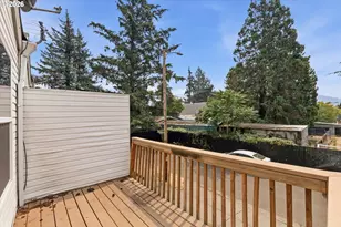 14131 SE Woodward St, Portland, OR 97236 - Photo 21