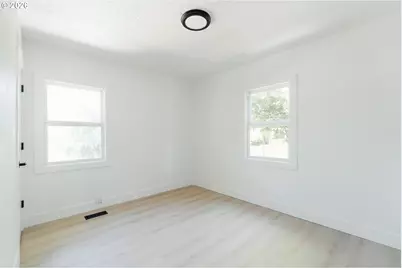 1415 N Russet St, Portland, OR 97217 - Photo 17
