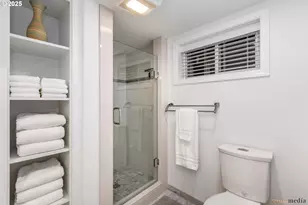 533 NE Fargo St, Portland, OR 97212 - Photo 39