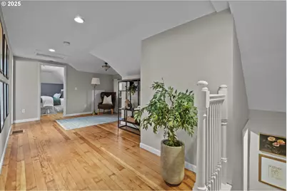 533 NE Fargo St, Portland, OR 97212 - Photo 17