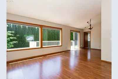 885 SE Rachel Ct, Dallas, OR 97338 - Photo 23