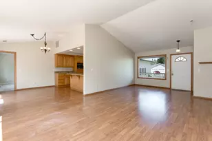885 SE Rachel Ct, Dallas, OR 97338 - Photo 19