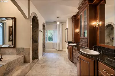 1677 Leslie Ln, Lake Oswego, OR 97034 - Photo 29