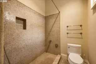 1677 Leslie Ln, Lake Oswego, OR 97034 - Photo 25