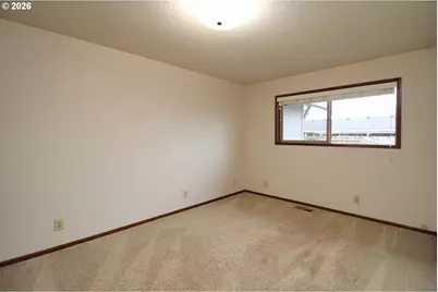 385 S Cherry Dr, Cornelius, OR 97113 - Photo 29