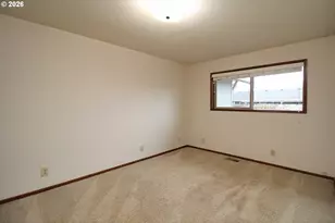 385 S Cherry Dr, Cornelius, OR 97113 - Photo 29