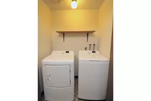 385 S Cherry Dr, Cornelius, OR 97113 - Photo 31