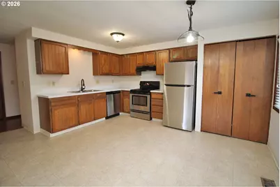 385 S Cherry Dr, Cornelius, OR 97113 - Photo 25