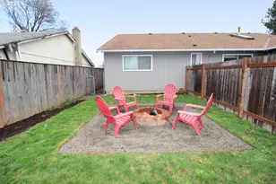 385 S Cherry Dr, Cornelius, OR 97113 - Photo 33