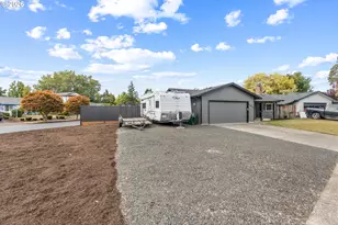 1604 Limpus Ln, Forest Grove, OR 97116 - Photo 3