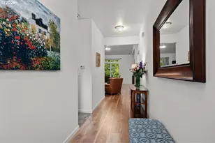 124 W Johanna Ct, Newberg, OR 97132 - Photo 3