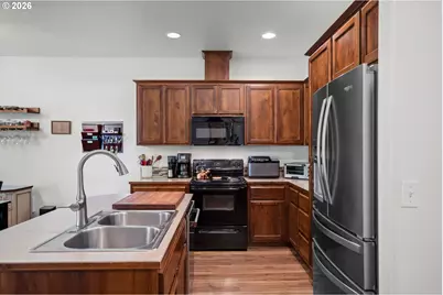 124 W Johanna Ct, Newberg, OR 97132 - Photo 13