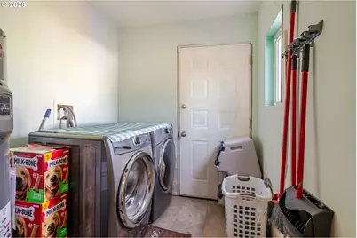 739 NW River Rd, Mill City, OR 97360 - Photo 13