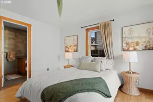 223 N Ivy St, Portland, OR 97227 - Photo 25