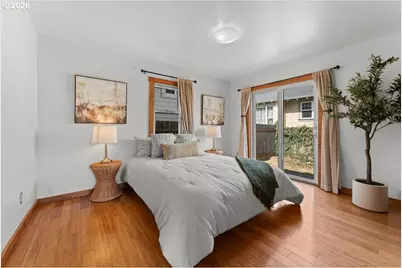 223 N Ivy St, Portland, OR 97227 - Photo 23